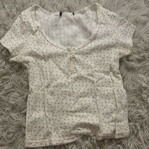 one size brandy melville top, like new, worn a few times